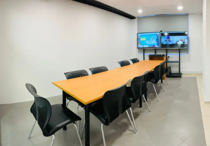 LiveSpeak Room